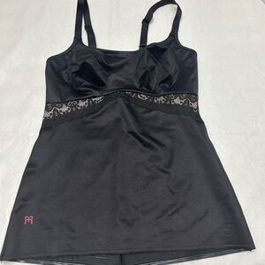 Ruby Ribbon black with lace detailing cami size 36